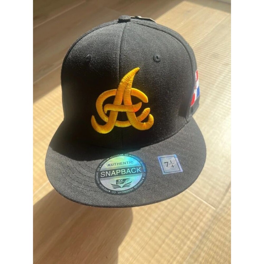 Baseball Cap - Picture 9 of 10
